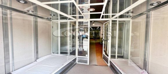 Imóvel comercial de 2 divisões em Perugia, Italy N.º 350692 30