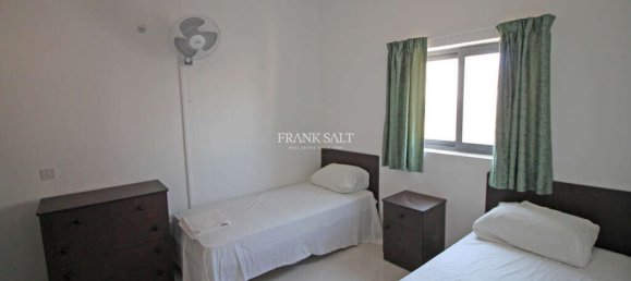 Apartamento T2 em Saint Julian's, Malta N.º 9889 4