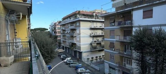 2 rooms Apartment in Rome, Italy No. 16397 20