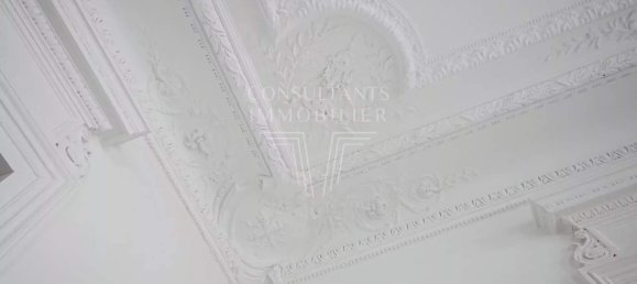 4 bedrooms Apartment in Paris, France No. 120807 13