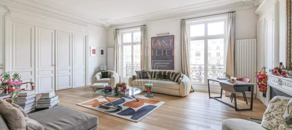 4 bedrooms Apartment in Paris, France No. 120807 3
