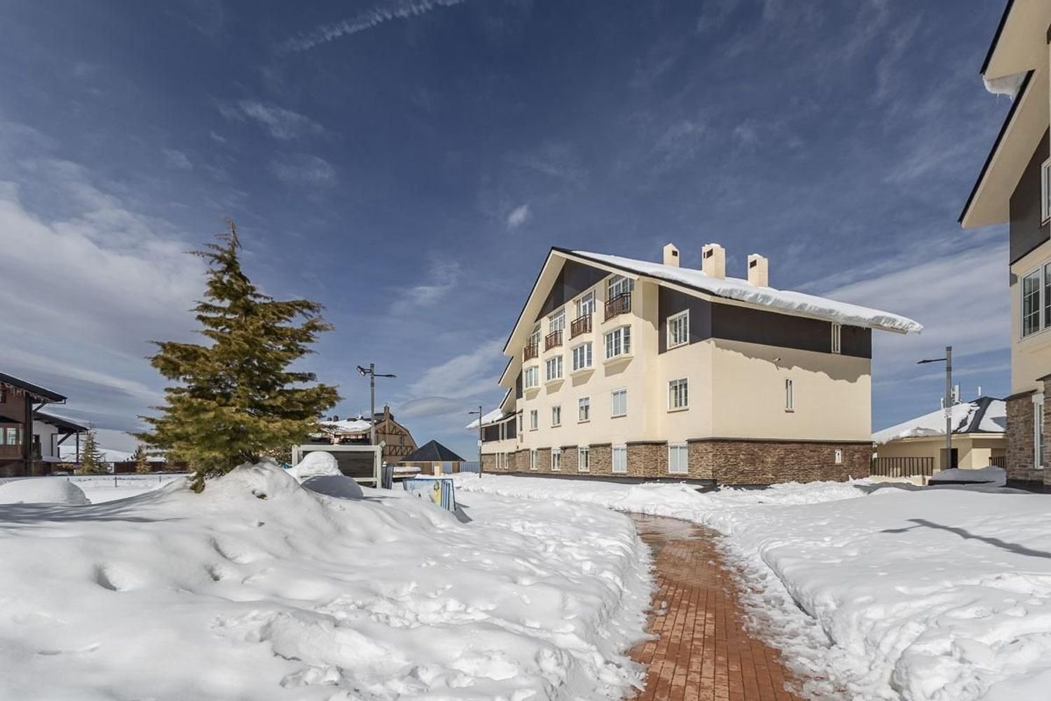 2 bedrooms Apartment in Sierra Nevada, Spain No. 83120