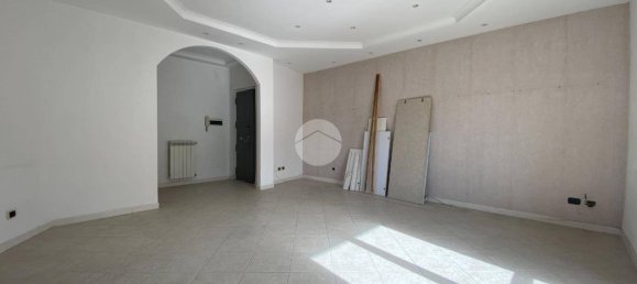 3 bedrooms Apartment in San Giorgio a Cremano, Italy No. 333005 6