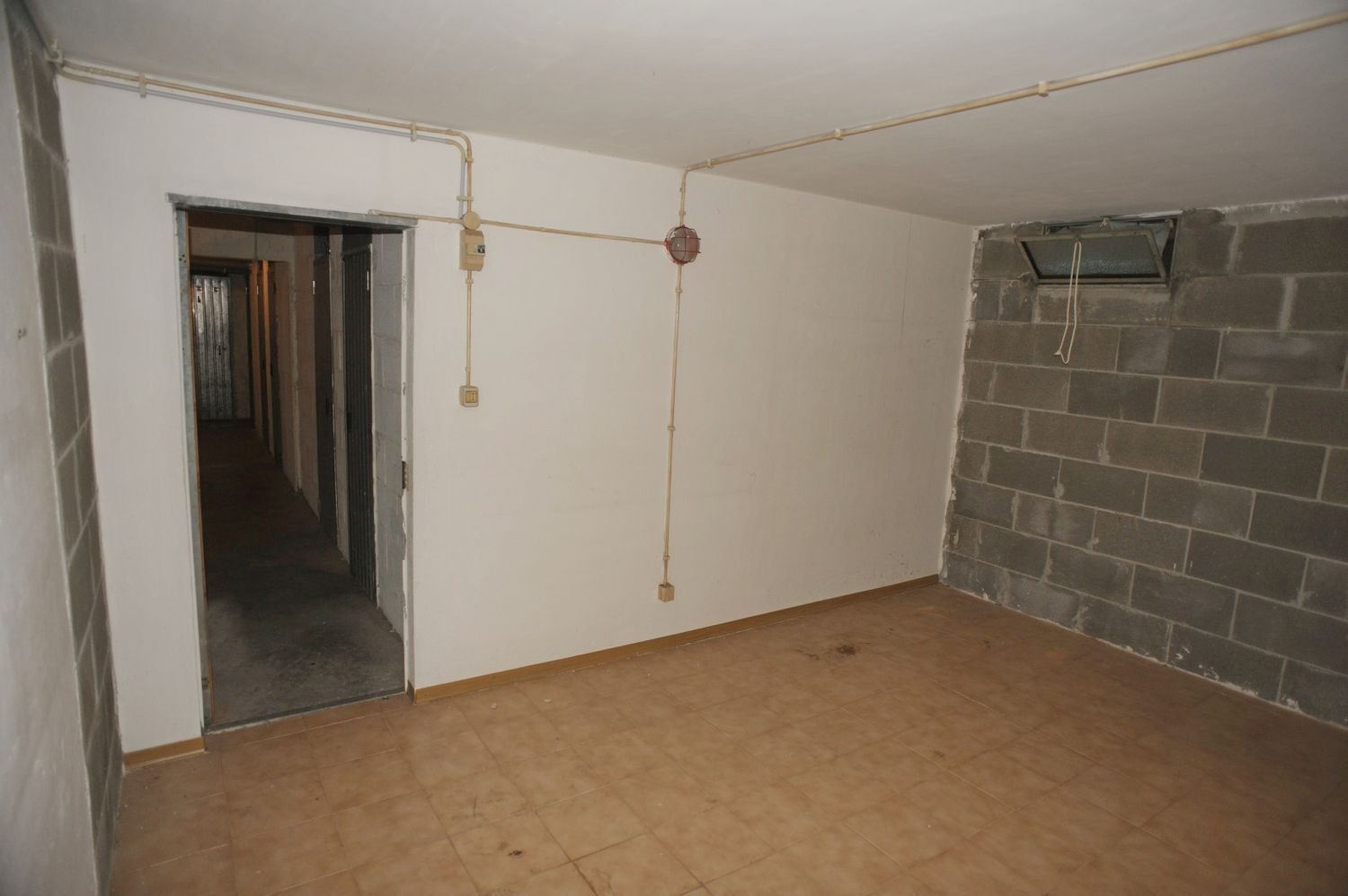 Imóvel comercial em Genoa, Italy 28 m² N.º 238703