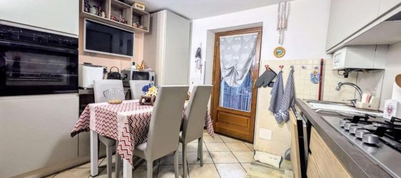 3 rooms House in Fenis, Italy No. 139108 3