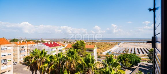 4 bedrooms Apartment in Vila Franca de Xira, Portugal No. 86229 6