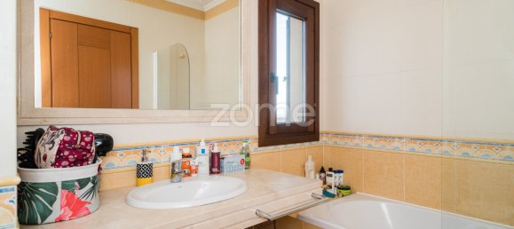 4 bedrooms Apartment in Vila Franca de Xira, Portugal No. 86229 2