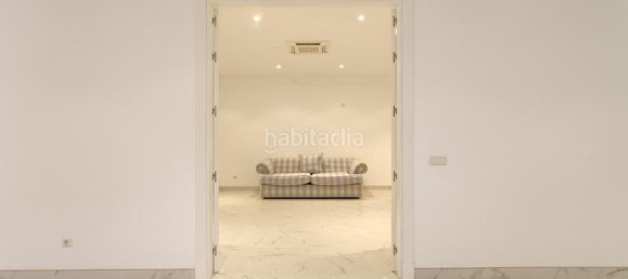 Villa de 8 dormitorios en Málaga, Spain No. 130914 25
