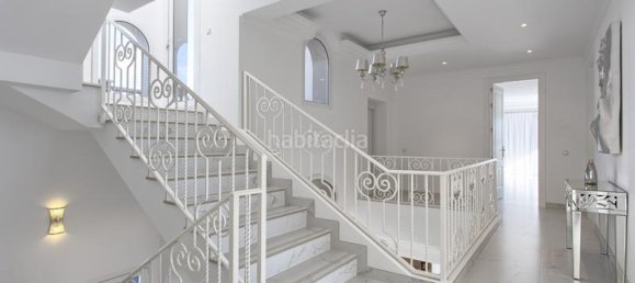 Villa de 8 dormitorios en Málaga, Spain No. 130914 10