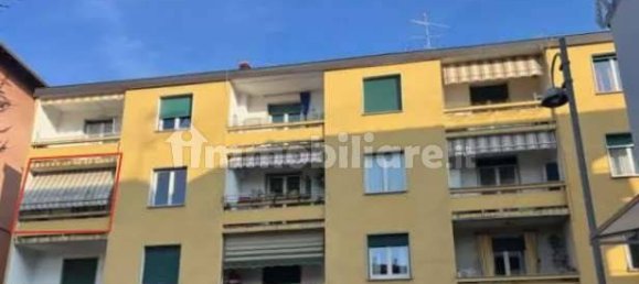 2 bedrooms Apartment in Olgiate Comasco, Italy No. 268236 4