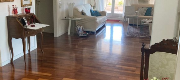 Пентхаус с 6 комнатами в Пезаро, Италия № 196597 5