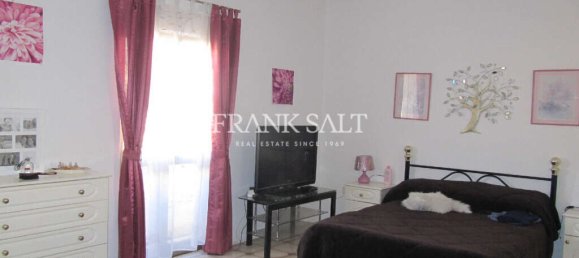 3 chambres Maison à Fgura, Malta No. 1716 4