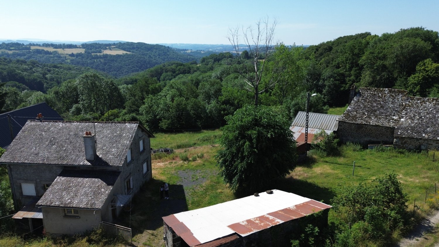 4 bedrooms House in Aveyron, France No. 293950