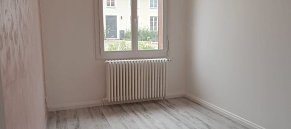 6 bedrooms House in La Chaussee-sur-Marne, France No. 225604 6