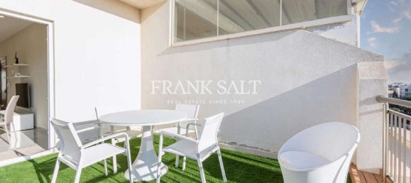 2 Schlafzimmer Penthouse in Saint Julian's, Malta, Nr. 396 4