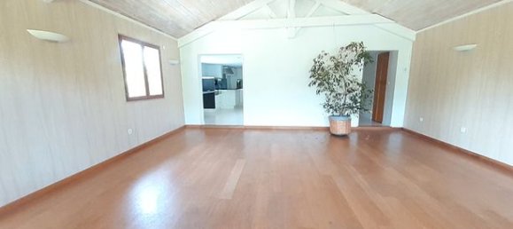 Casa de 4 dormitorios en Neyron, France No. 311687 2