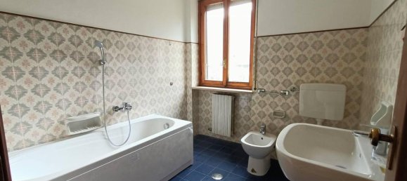 Квартира с 4 комнатами в Серравалле Сезия, Италия № 18098 17