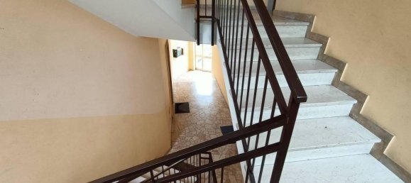 Квартира с 4 комнатами в Серравалле Сезия, Италия № 18098 4