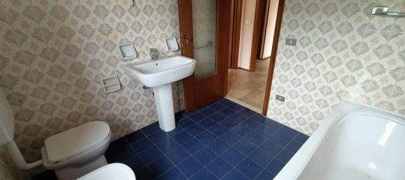 Квартира с 4 комнатами в Серравалле Сезия, Италия № 18098 18