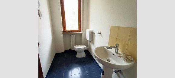 Квартира с 4 комнатами в Серравалле Сезия, Италия № 18098 16