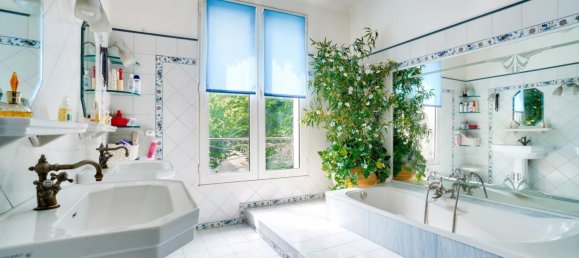 4 bedrooms House in Saint-Cloud, France No. 347319 13