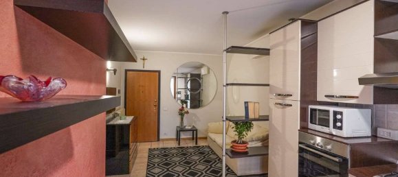 1 bedroom Apartment in Bergamo, Italy No. 271392 8