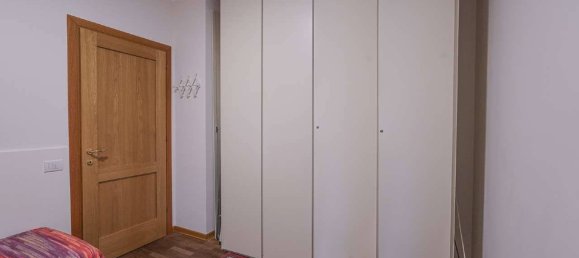 1 bedroom Apartment in Bergamo, Italy No. 271392 10