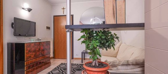 1 bedroom Apartment in Bergamo, Italy No. 271392 9