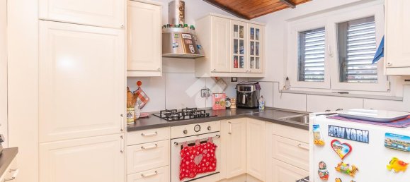 2 غرف نوم شقة في Rome, Italy رقم 166585 4