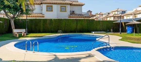 Villa de 3 dormitorios en Alicante, Spain No. 173993 2