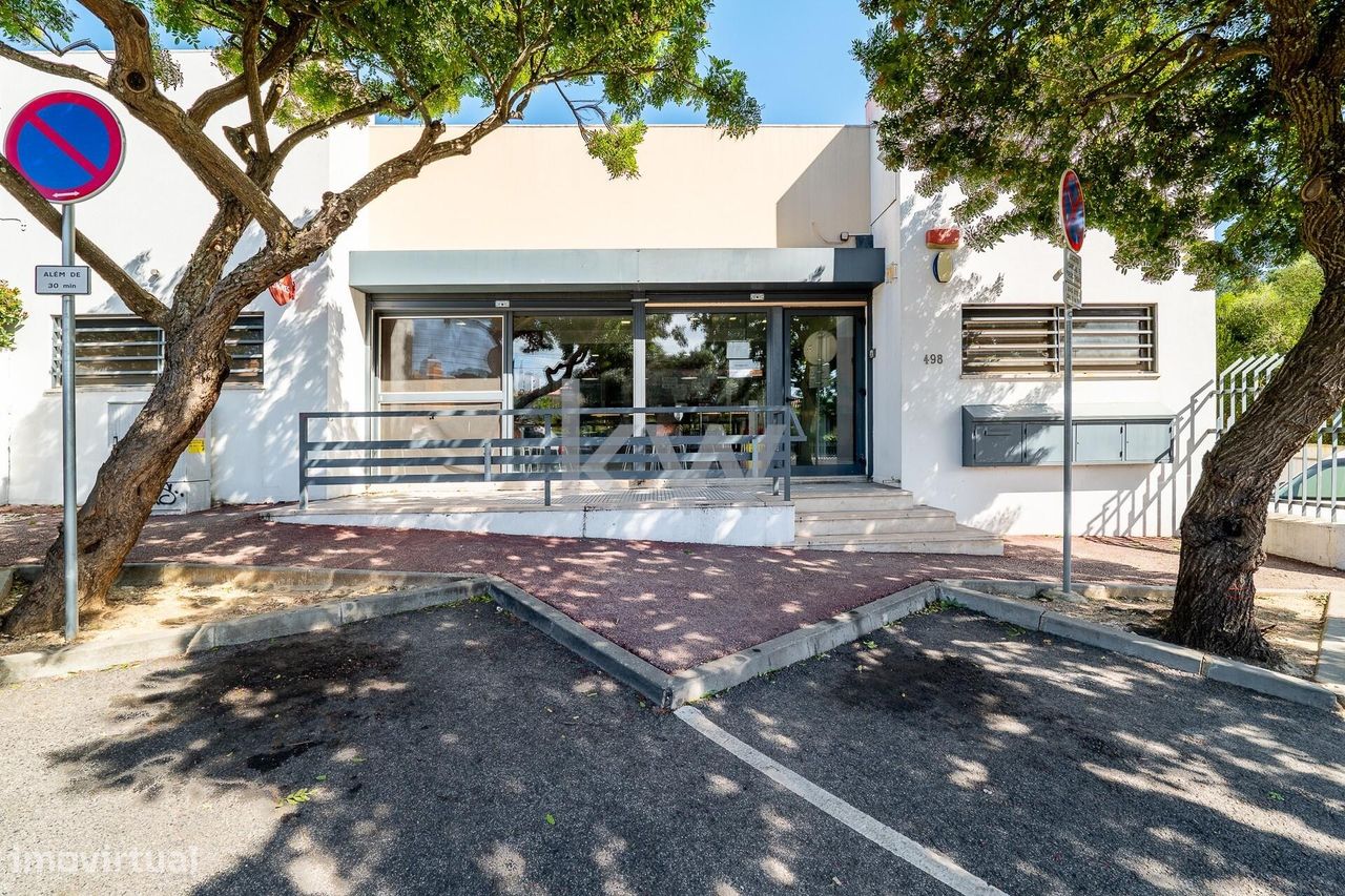 Gebäude in Cascais, Portugal 243m², Nr. 200796