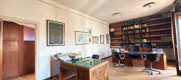 4-Zimmer Wohnung in Portici, Italy, Nr. 268080 17