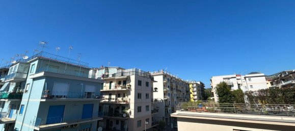 4-Zimmer Wohnung in Portici, Italy, Nr. 268080 28