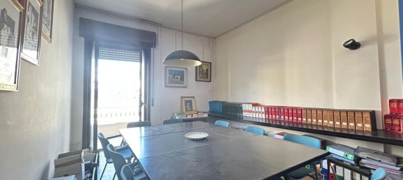 4-Zimmer Wohnung in Portici, Italy, Nr. 268080 12