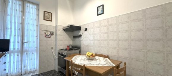4 rooms Apartment in Genoa, Italy No. 276661 6