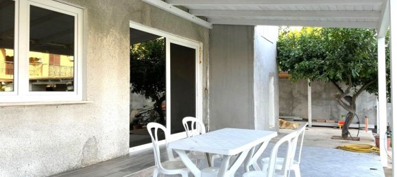 7 rooms House in Borgia, Italy No. 219923 6