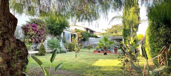 7 rooms House in Borgia, Italy No. 219923 3