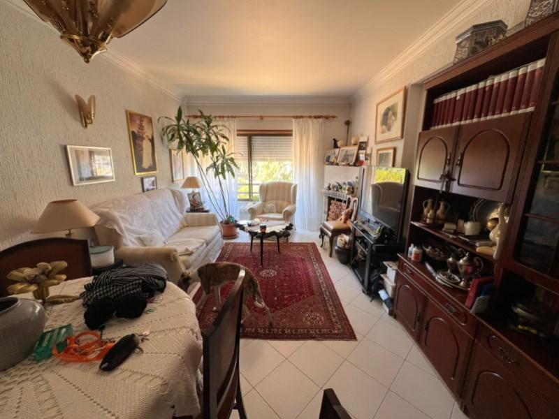 Apartamento de 3 dormitorios en Rio de Mouro, Portugal No. 253233