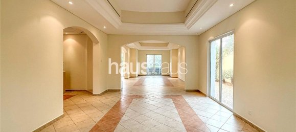 5 bedrooms Villa in Dubai Investment Park, UAE No. 99785 9