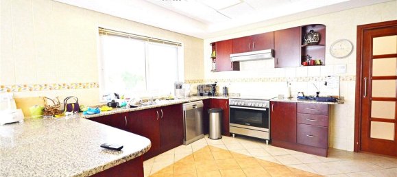 5 bedrooms Villa in Dubai Investment Park, UAE No. 99785 4