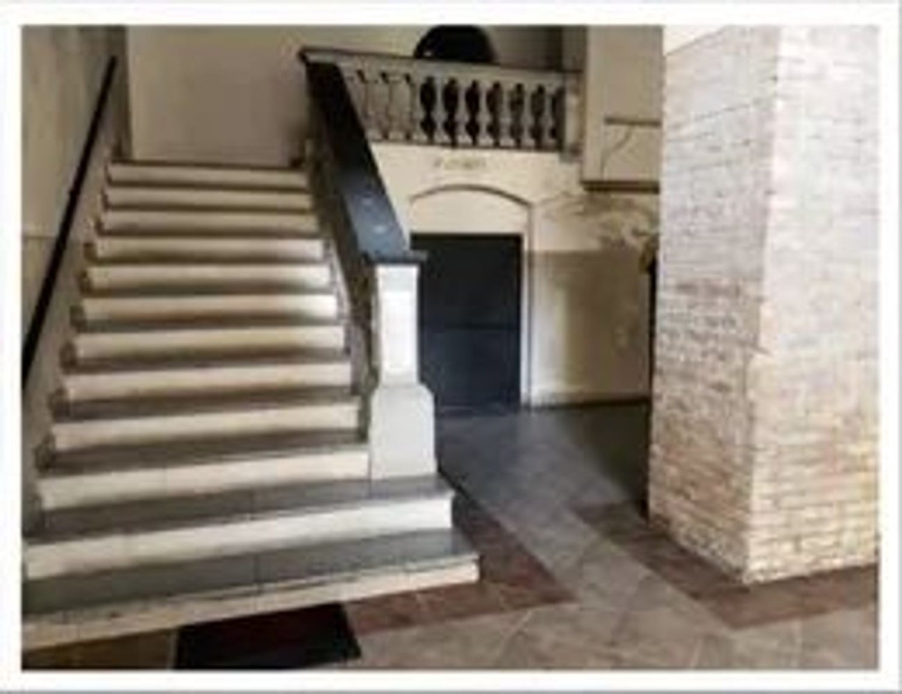 6غرفة شقة في Cosenza, Italy رقم 209727