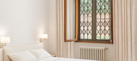 11 bedrooms House in Lastra a Signa, Italy No. 348204 9