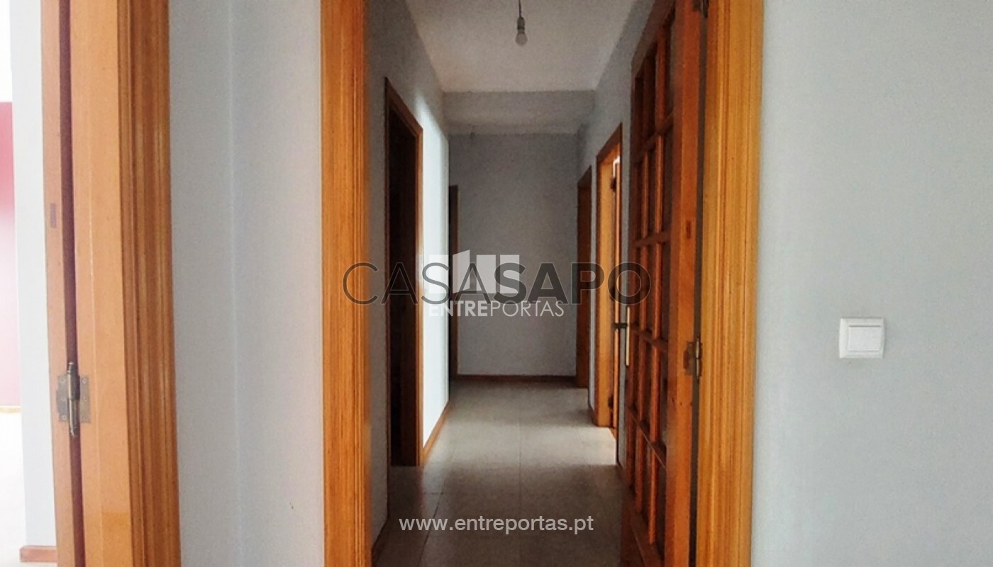 3 bedrooms Apartment in Viana do Castelo, Portugal No. 259742
