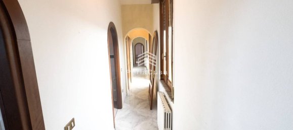 Apartamento T3 em Vigevano, Italy N.º 374987 10