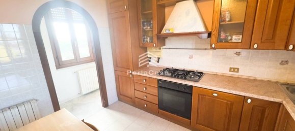 Apartamento T3 em Vigevano, Italy N.º 374987 8