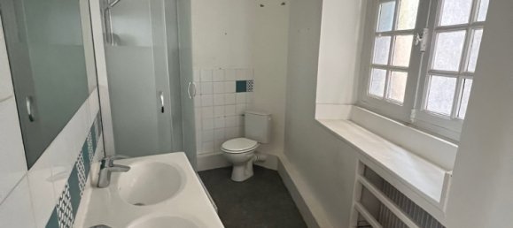 Apartamento de 3 dormitorios en Bourges, France No. 52032 6