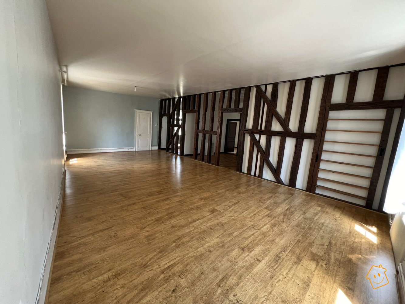 Apartamento de 3 dormitorios en Bourges, France No. 52032