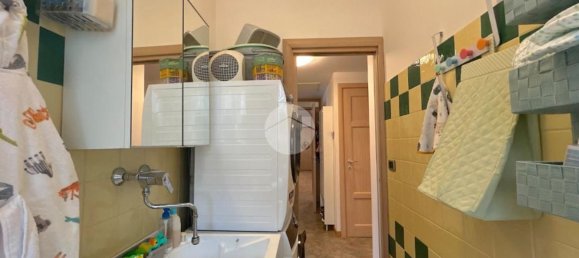 5 bedrooms Apartment in Castel d'Azzano, Italy No. 376822 18