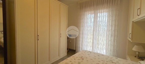 5 bedrooms Apartment in Castel d'Azzano, Italy No. 376822 9