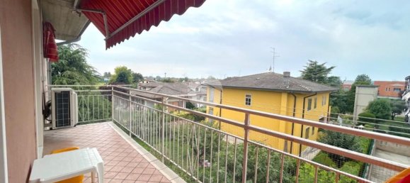 5 bedrooms Apartment in Castel d'Azzano, Italy No. 376822 28